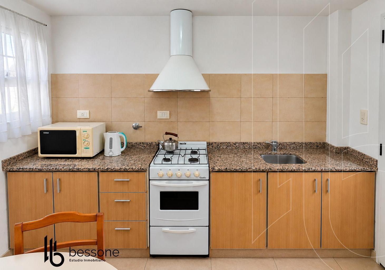 Foto de PH 2 Ambientes Con Patio Reciclado En Suite La Perla, imagen 3
