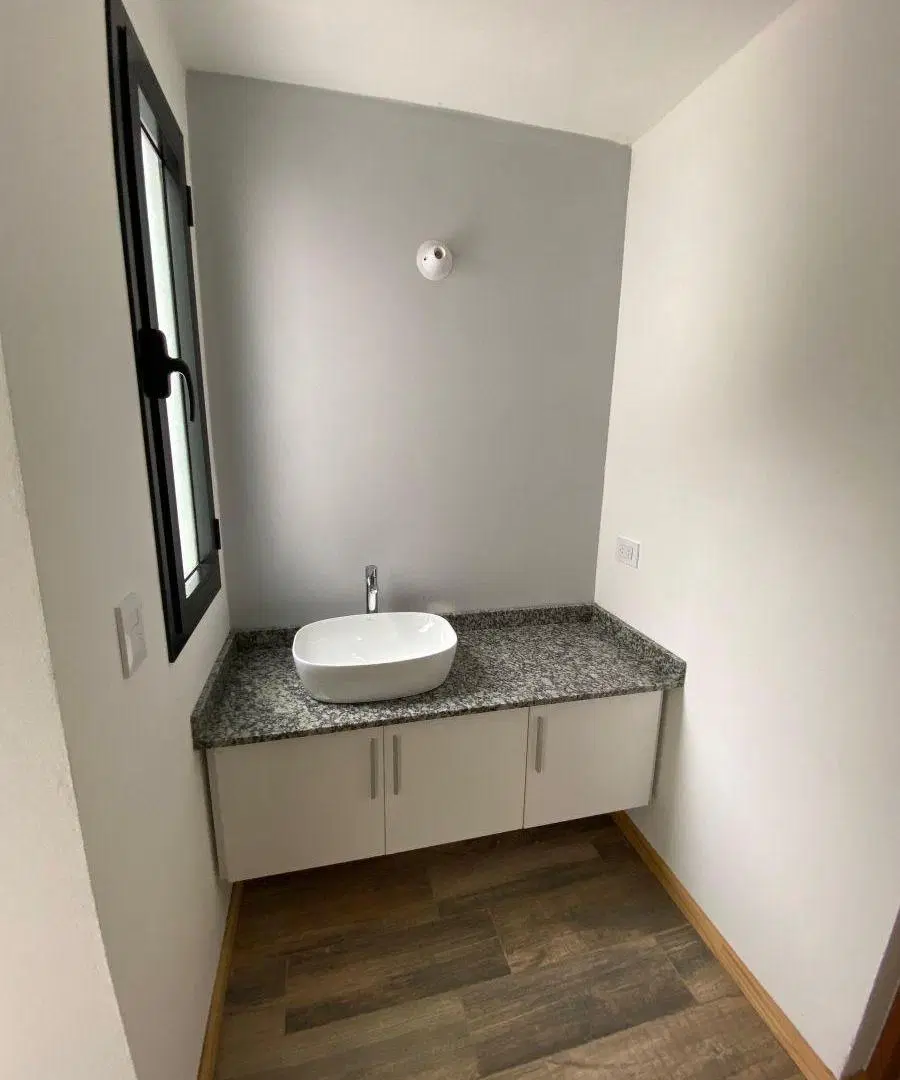 VENTA CASA APTA CRÉDITO HIPOTECARIO 2 DORMITORIOS-VILLA CATALINA-A ESTRENAR-COCHERA-PATIO 5