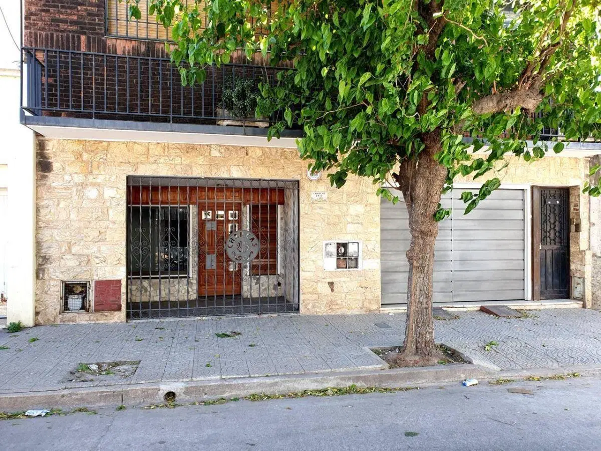 CASA APTA CRÉDITO HIPOTECARIO-3 DORMITORIOS-COCHERA-BARRIO PUYRREDON 4