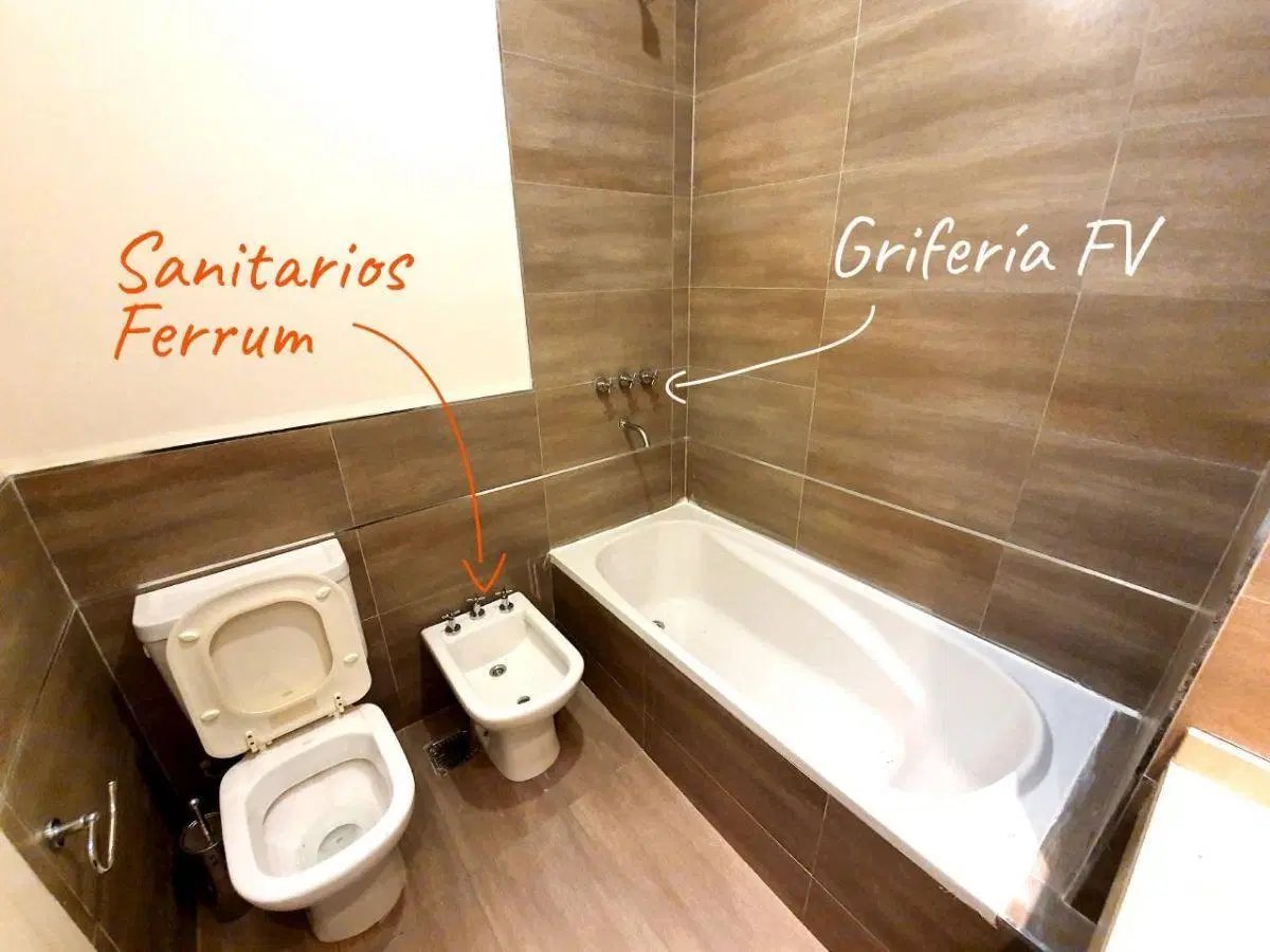 CASA EN VENTA EN HOUSING QUINTAS DE WARCALDE-3 DORMITORIOS-COCHERA-ASADOR-VILLA WARCALDE 4