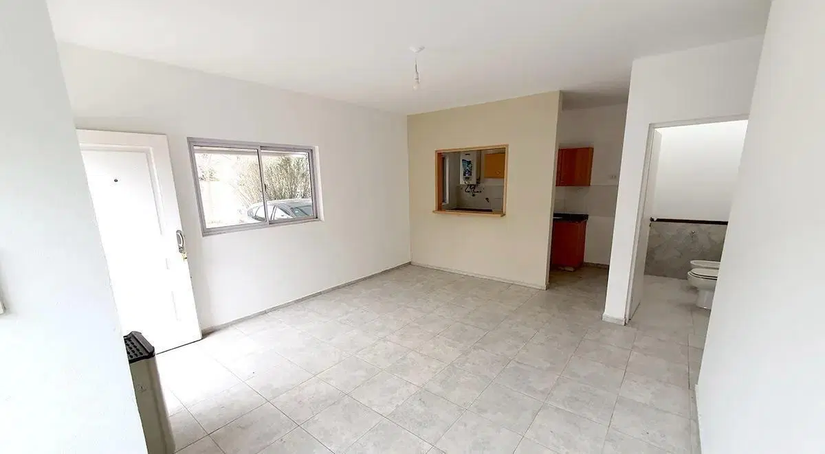 VENTA CASA COUNTRY LA CUESTA-LA CALERA-3 DORMITORIOS-COCHERAS-PILETA CON ASADOR 2