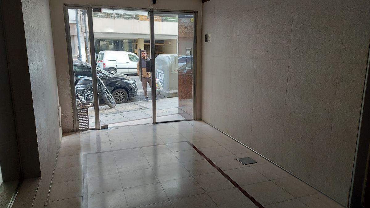 Foto de Departamento 2 Amb Planta Baja Frente c/Patio, imagen 2