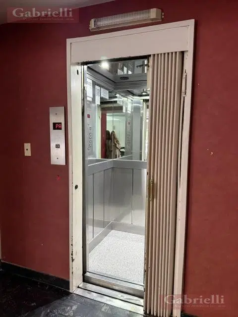 DEPARTAMENTO EN BELGRANO | 4 AMBIENTES AL FRENTE CON BALCÓN 2