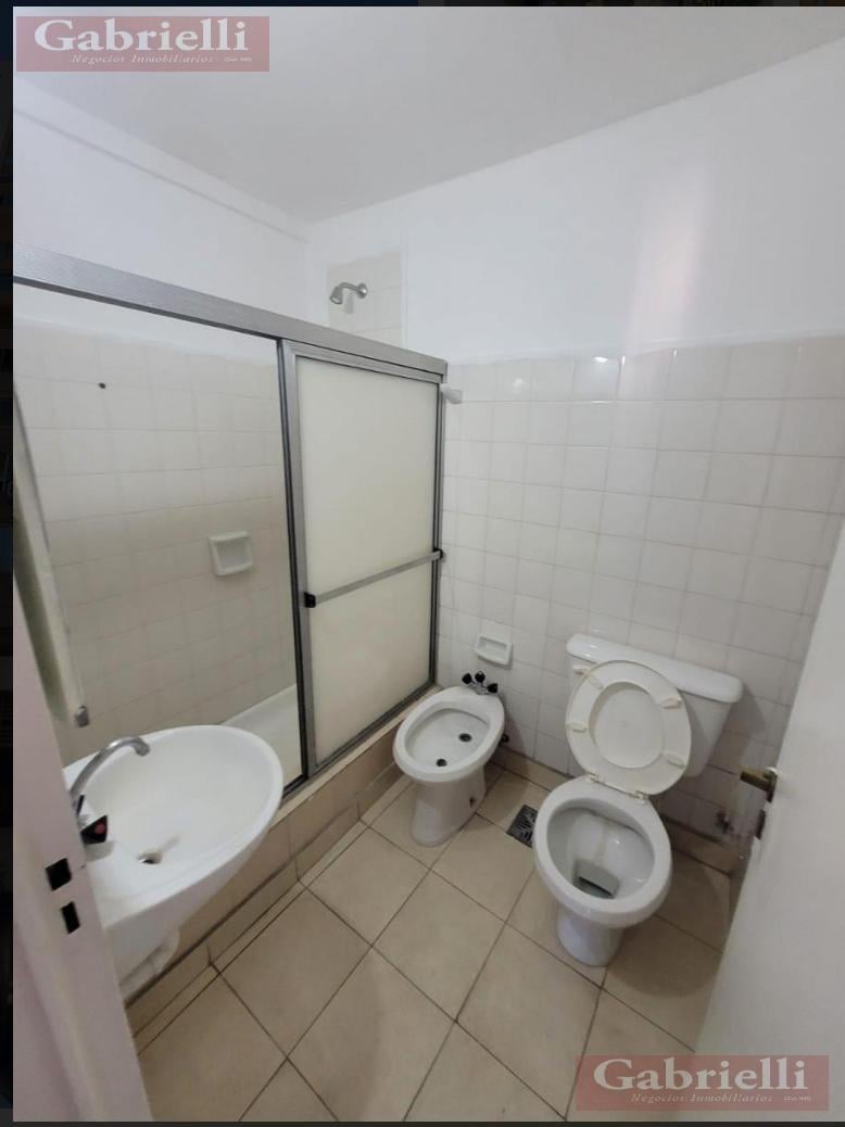 Foto de Oportunidad depto 3 ambientes piso alto, imagen 1
