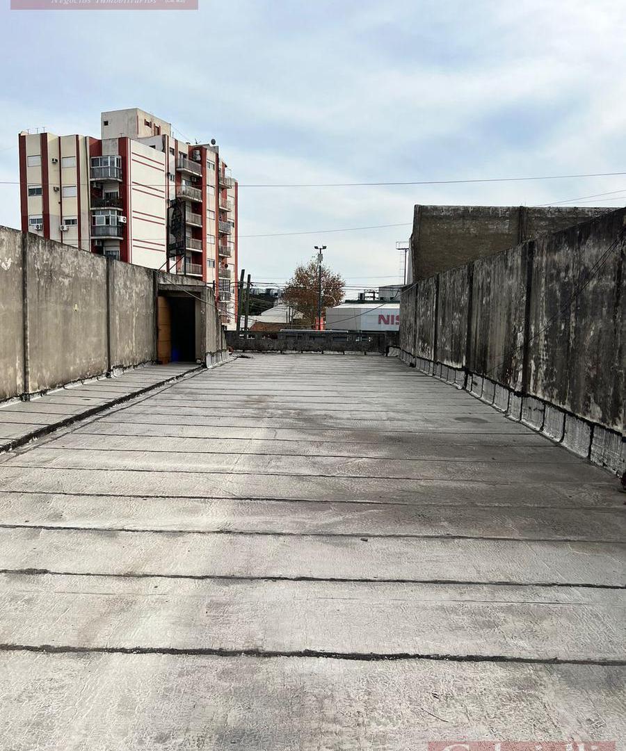 Foto de Excelente local/galpòn con losa en venta - Lanus Oeste (nuevas, imagen 3
