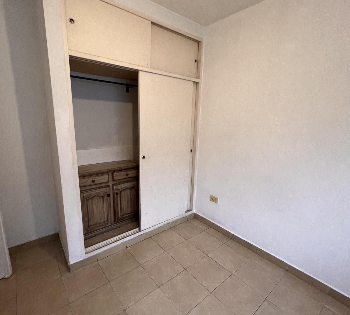 Foto de PH 2 ambientes con cochera y patio sin expensas, imagen 5