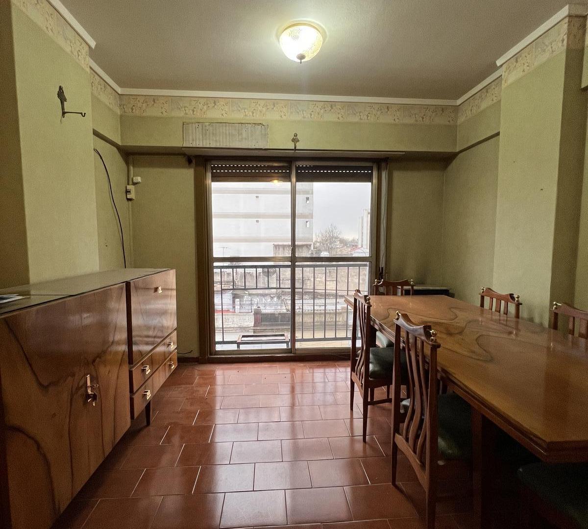 Foto de Departamento en venta 3 ambientes-Lanus Este a 3 cuadras de la estación, imagen 2