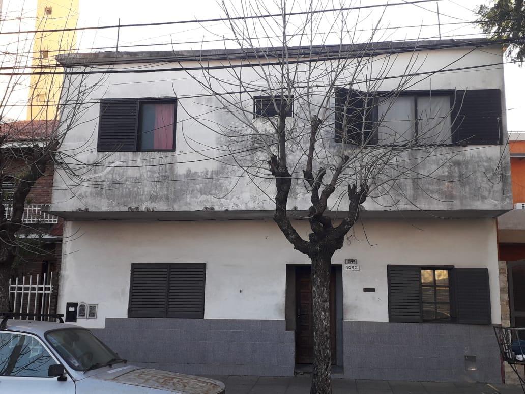 Moron Sur Centrico - Hotel - Pension - en 2 Plantas - 36 Habitaciones - 3