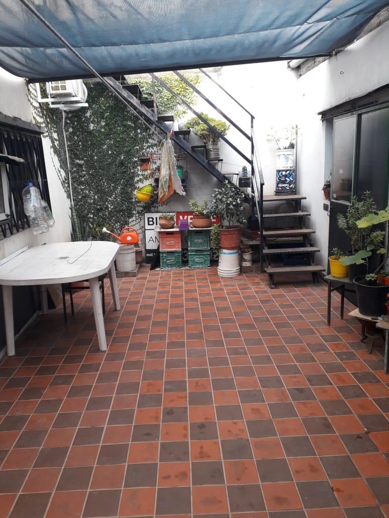 Moron Sur - Local + Casa 3 Amb. + Casa 2 Amb. - Cochera - Lote Propio - 5 C/rivadavia - Oportunidad! 1