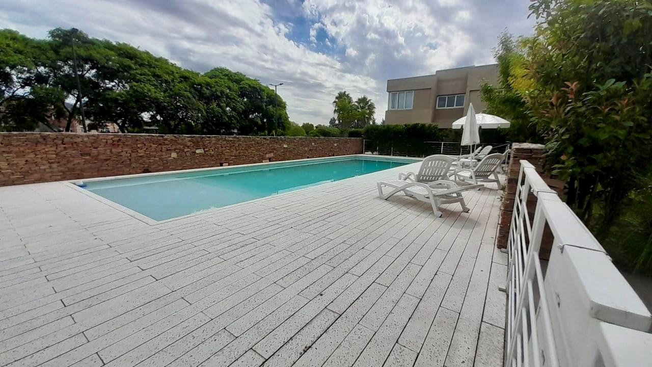 Foto de Departamento Dúplex en Venta en Jardines del Palmar, El Palmar, Nordelta, imagen 3