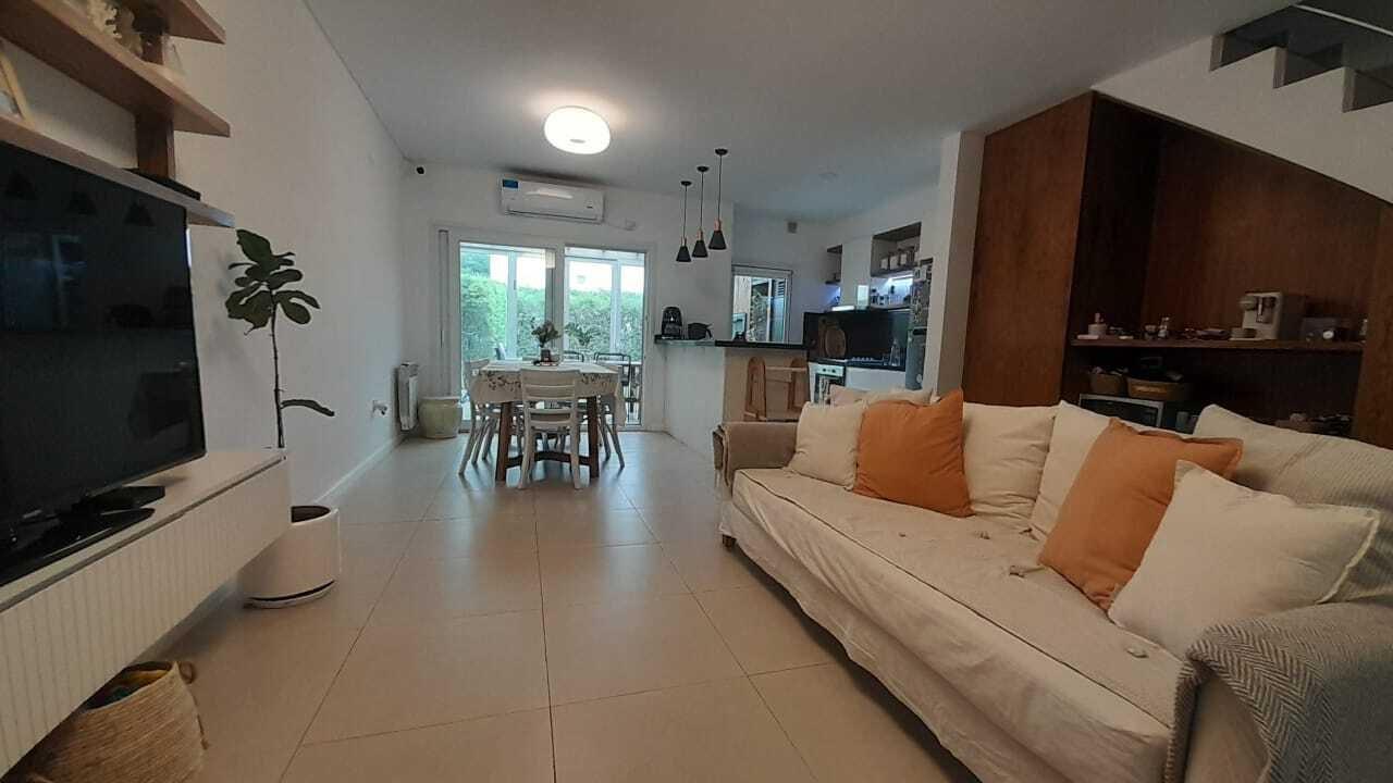 Foto de Departamento Dúplex en Venta en Jardines del Palmar, El Palmar, Nordelta, imagen 4