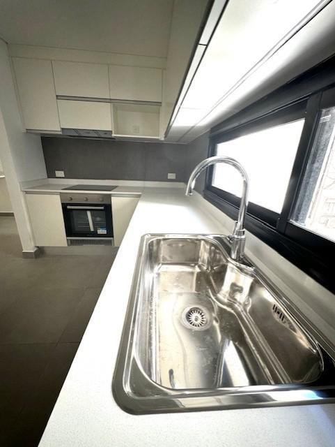 Departamento de 4 Ambientes a Estrenar en Austria 1700 y Av Santa Fe Piso 9 2