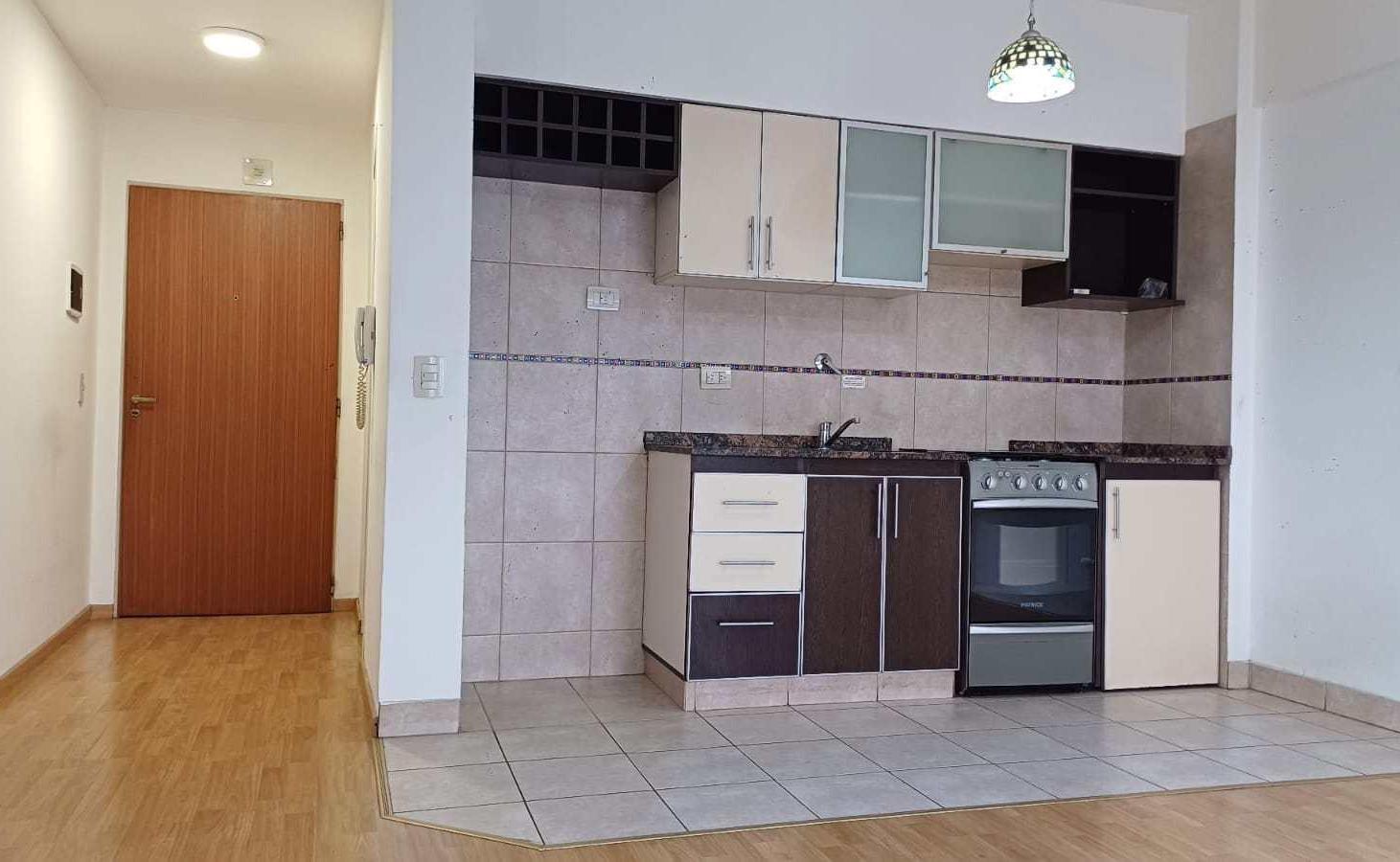 Foto de Loft monoambiente luminoso, con parrilla en venta., imagen 5