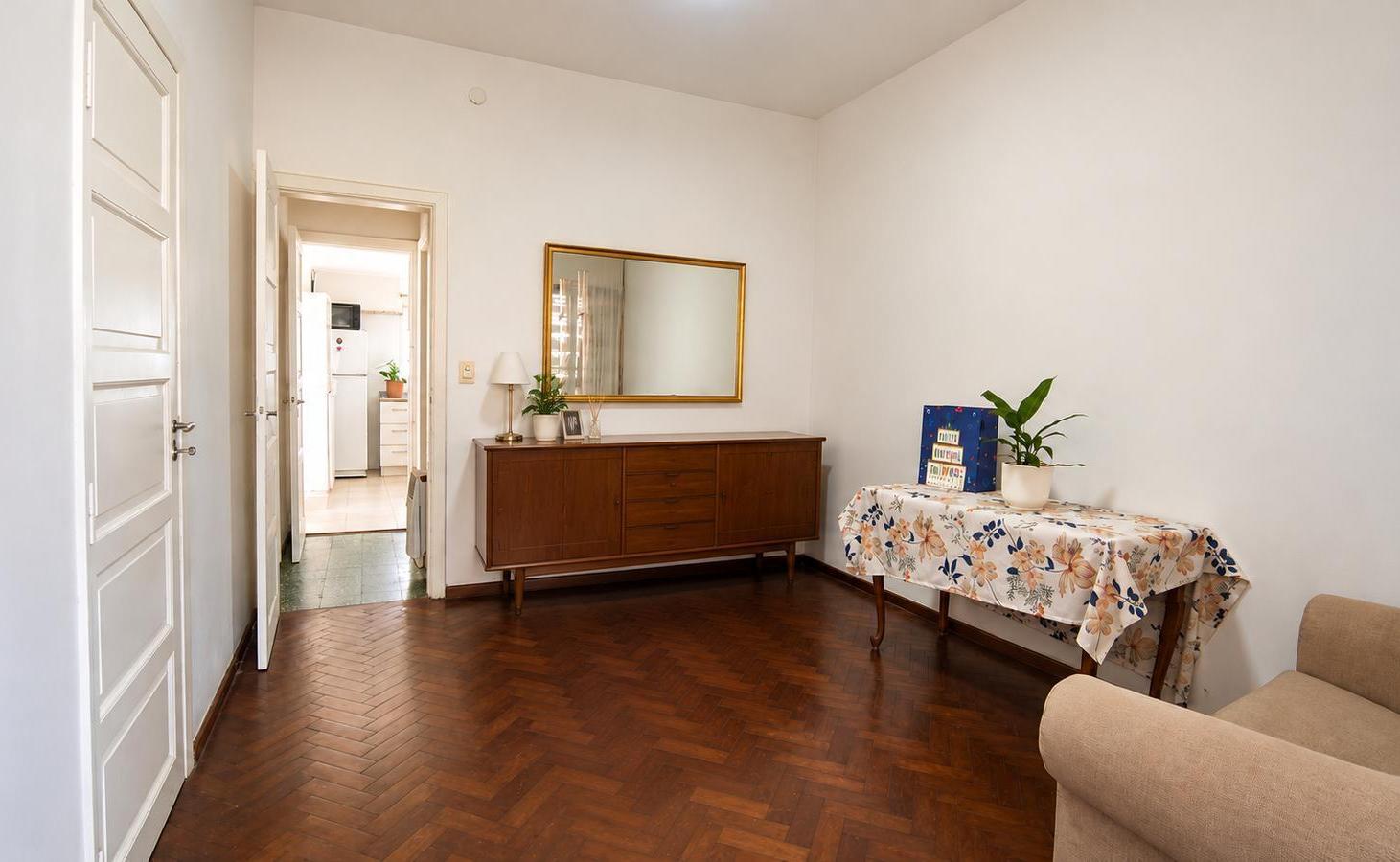 Foto de Venta en Block 2 Casas 6 Ambientes con Jardín en Beccar, imagen 3