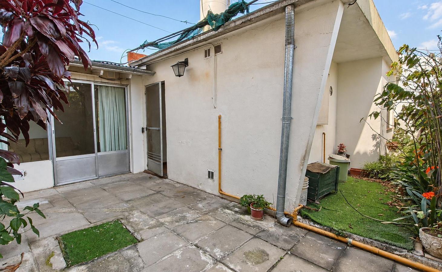 Foto de Venta PH 3 ambientes con patio y departamento adicional | Beccar, imagen 2
