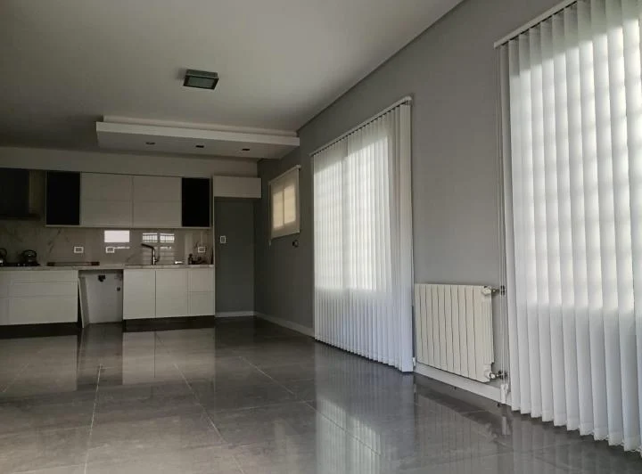 casa de categoría en alquiler -Villa Elisa- 5