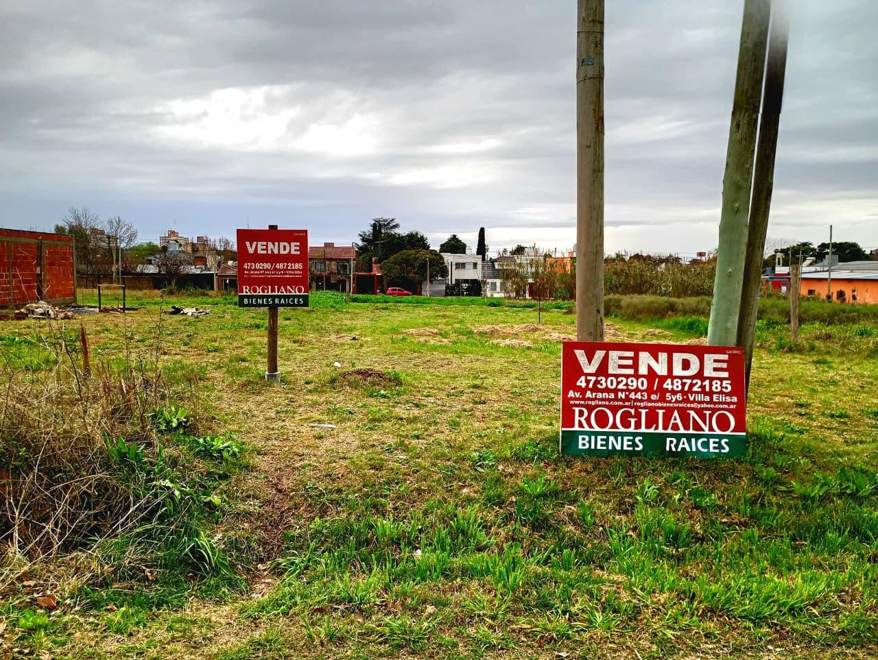 EXCELENTE LOTE 10X43 calle 10 e/ 421 y 421 bis