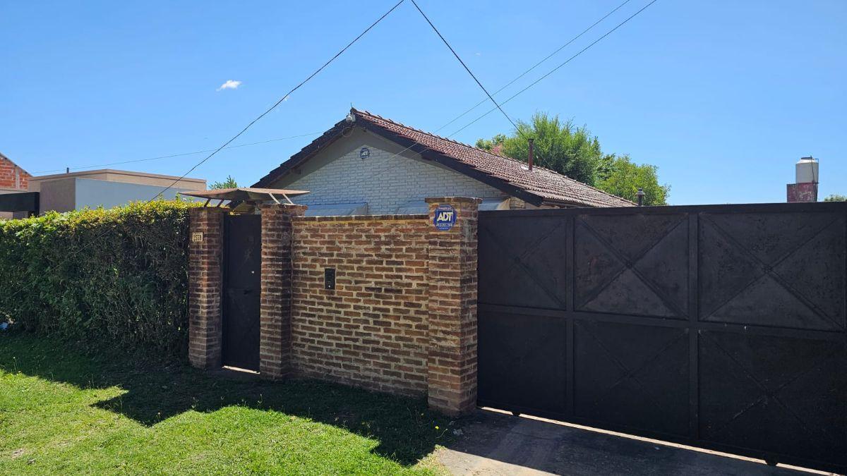 VENTA CASA EN VILLA ELISA Calle 7 e/ 56 y 57