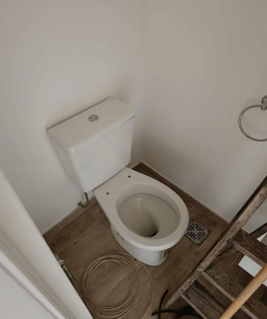 DÚPLEX A ESTRENAR EN VENTA EN VILLA ELISA 5