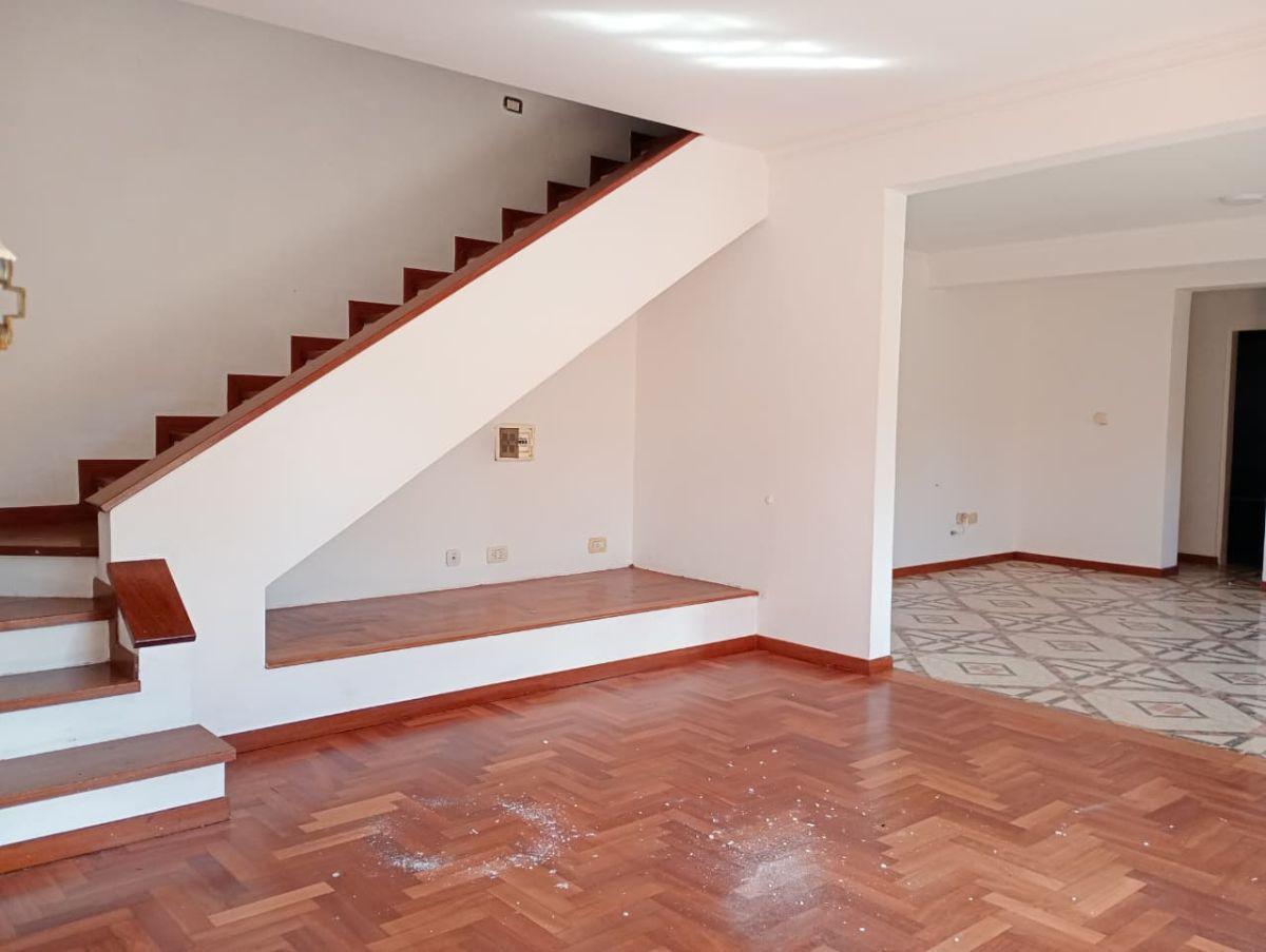 Foto de casa en alquiler en Arturo Segui, imagen 1