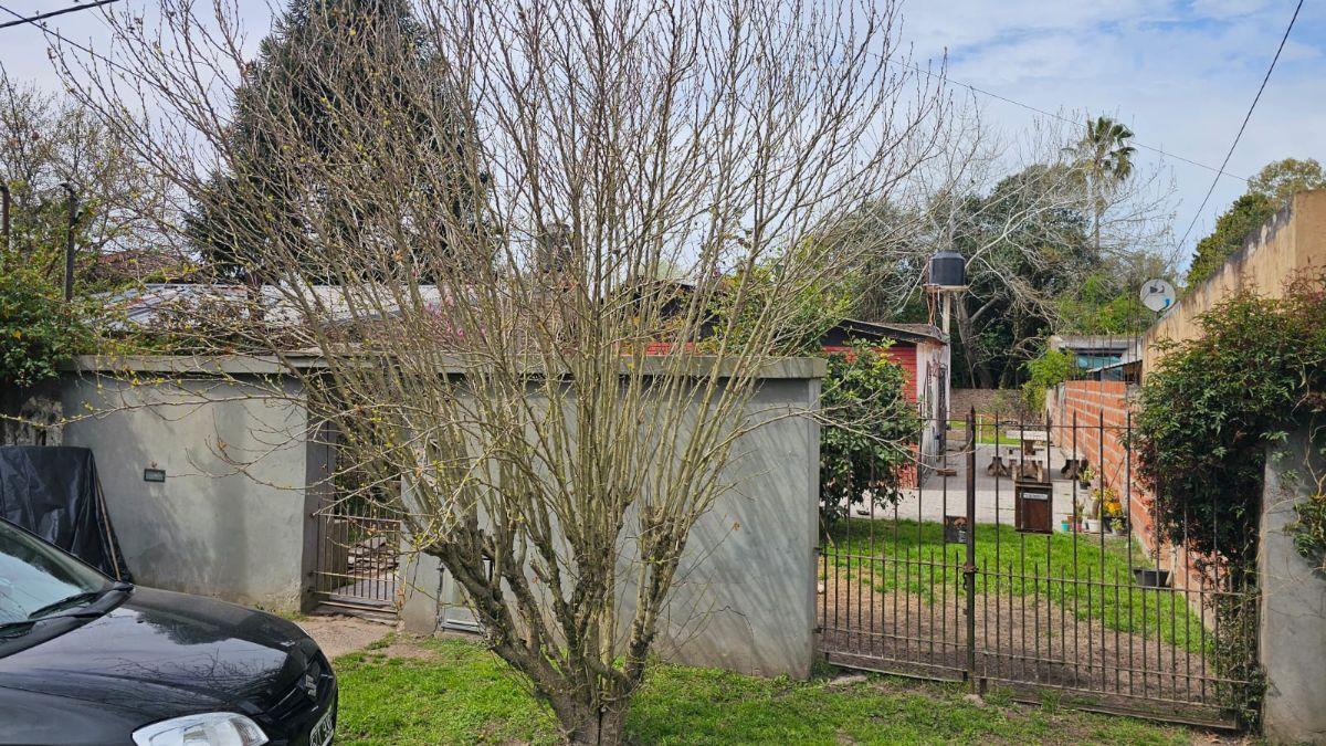 Foto de Casa en Venta en calle 413 entre 30 y 31, Villa Elisa, imagen 2