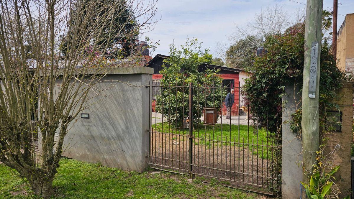 Foto de Casa en Venta en calle 413 entre 30 y 31, Villa Elisa, imagen 3