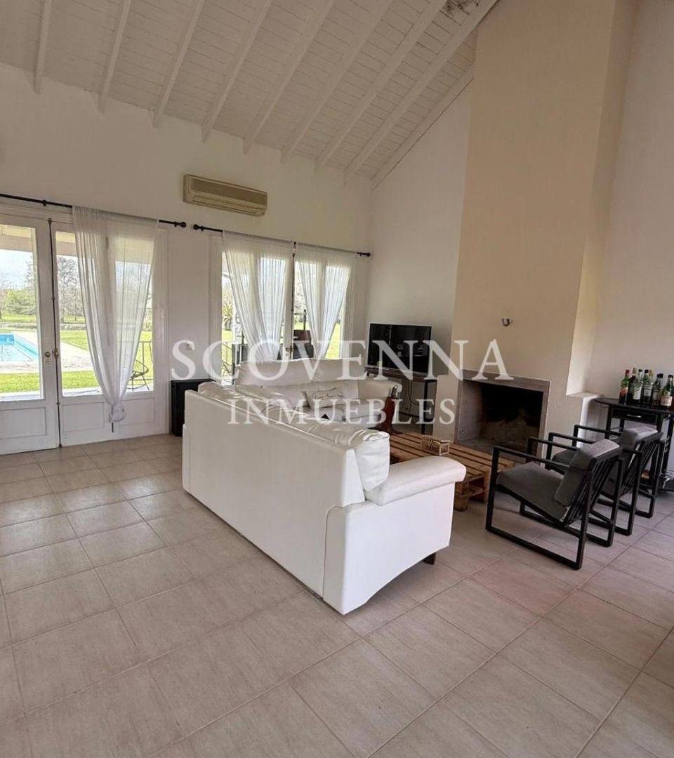 Foto de Espectacular Casa de Campo en Venta Barrio Las Vizcachas - Los Cardales, imagen 4