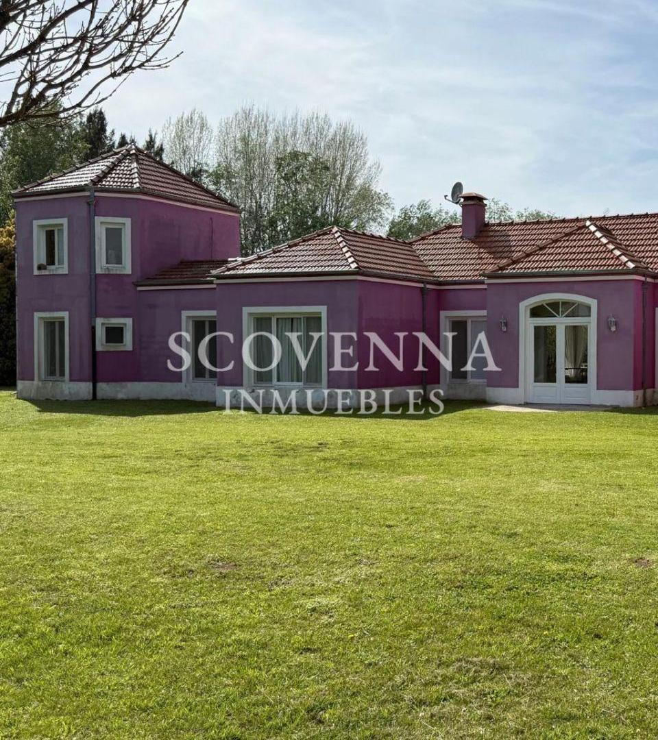 Espectacular Casa de Campo en Venta Barrio Las Vizcachas - Los Cardales