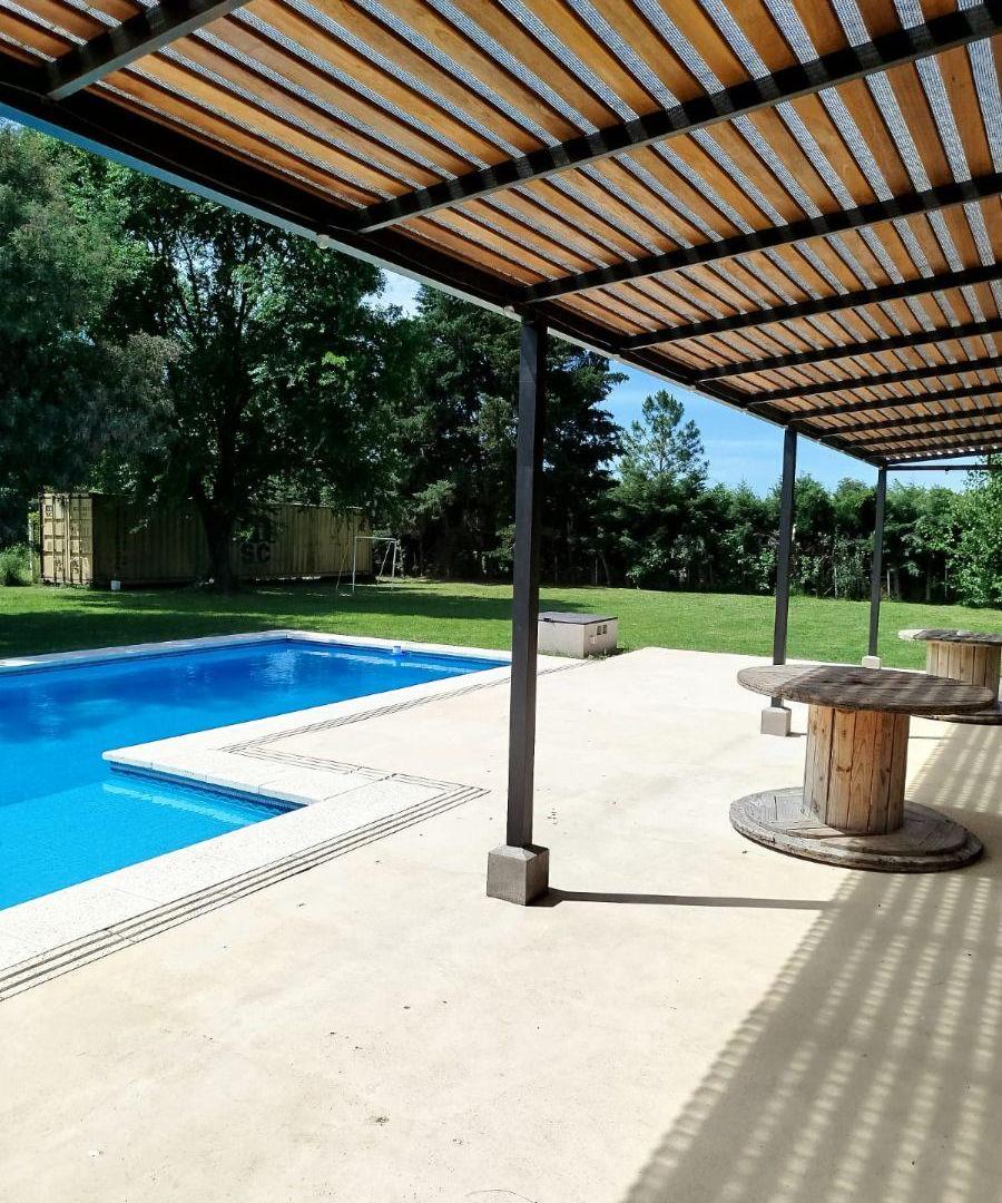 Foto de RETASADA !!! Espectacular Casa Quinta en Venta - Bº Comarca del Sol, imagen 2