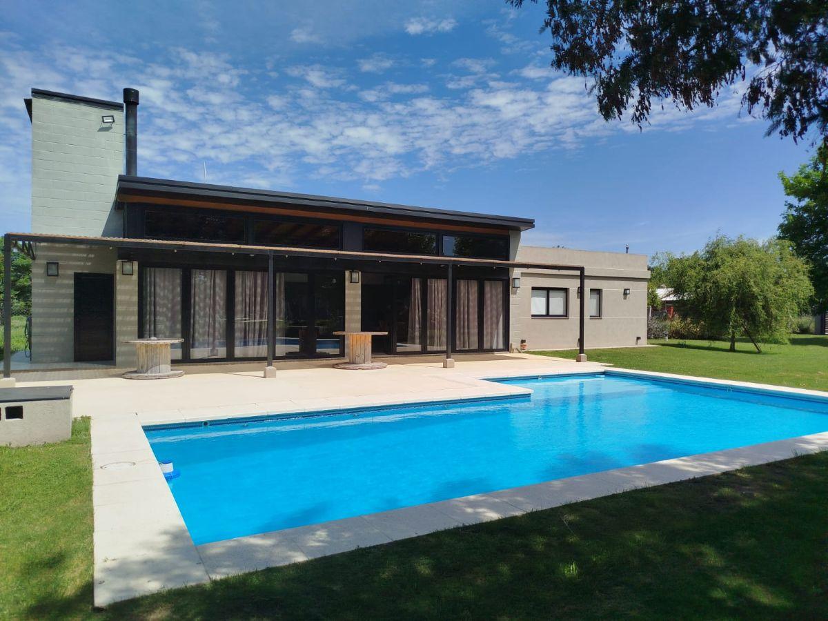 RETASADA !!! Espectacular Casa Quinta en Venta - Bº Comarca del Sol - Exaltación de la Cruz