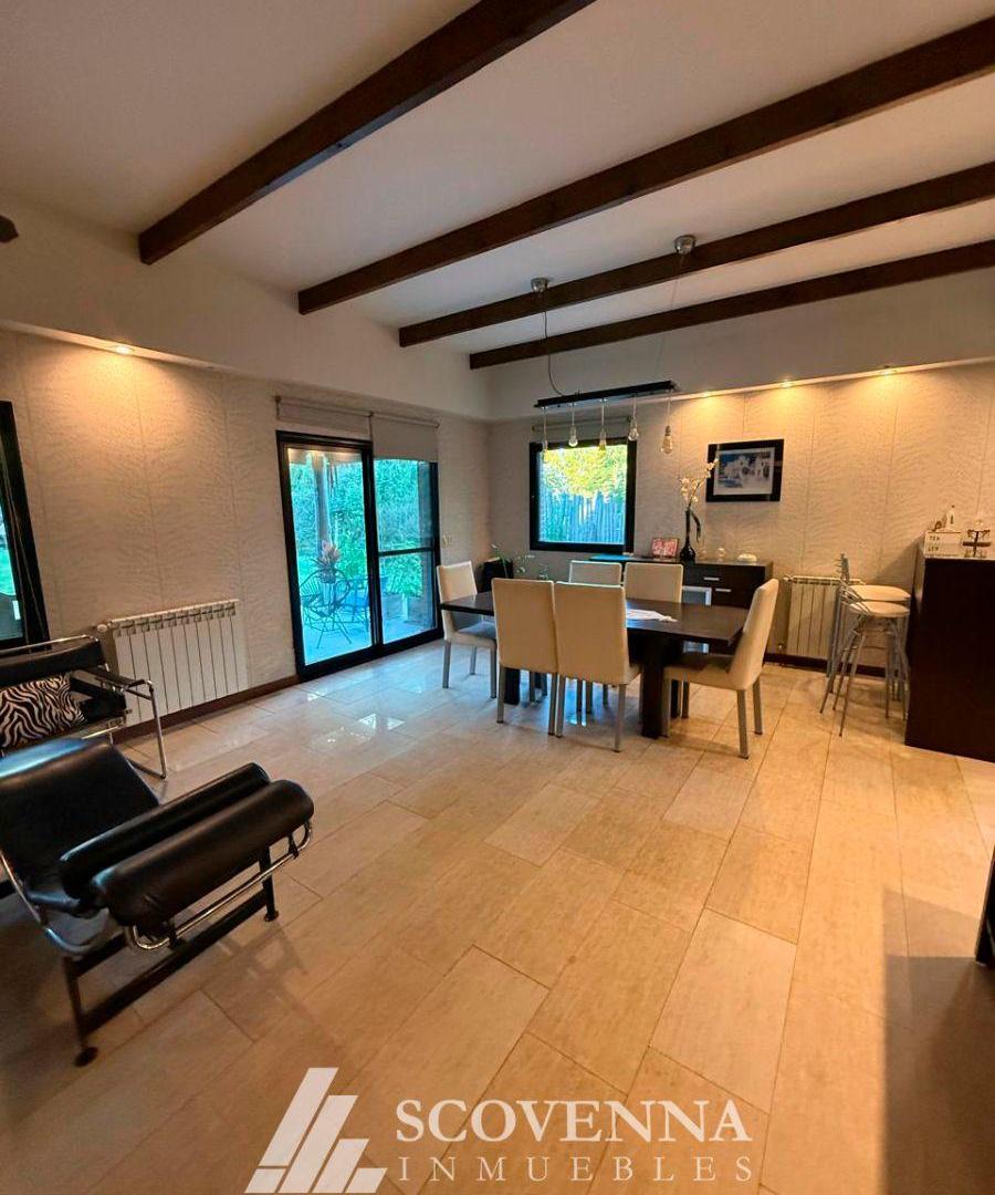 Foto de Casa en Venta Barrio Las Lomadas, imagen 1