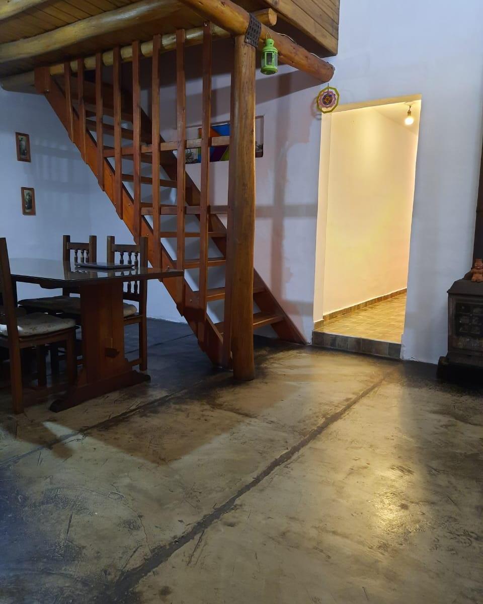 Foto de Venta Casa Agua De Oro Apta crédito Recibo dpto. en Córdoba o auto, imagen 2