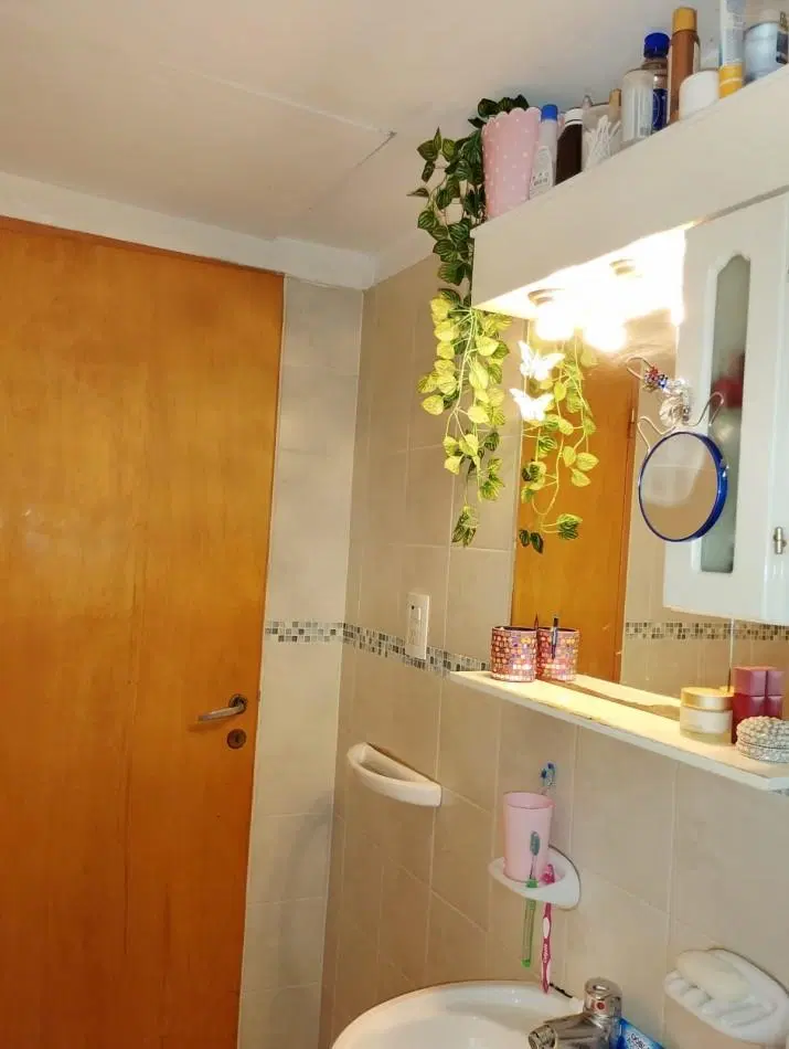Casa amplia Dos dormitorios con pileta 4