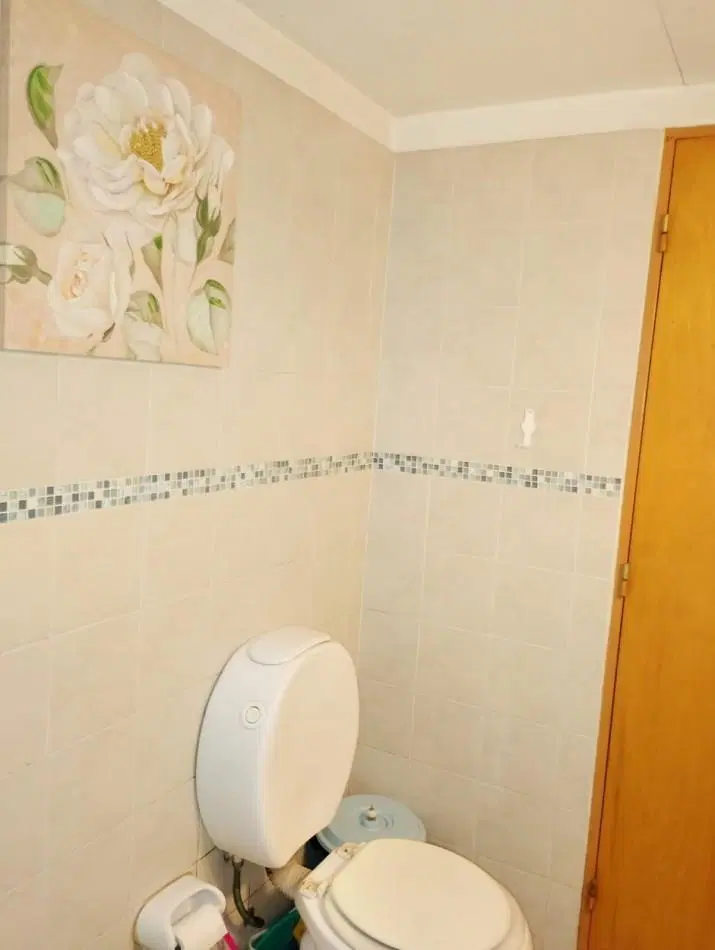 Casa amplia Dos dormitorios con pileta 2