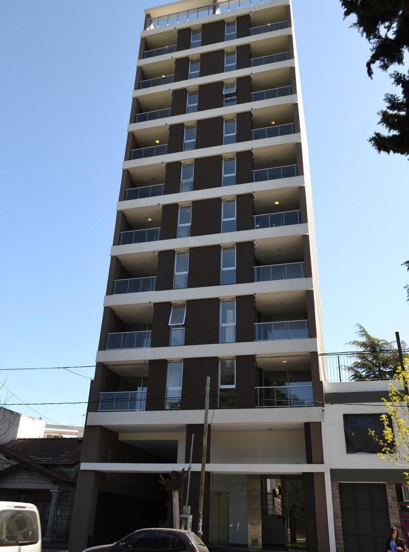 19 Y 44 Nº39 Plaza Azcuenaga - 9ºA