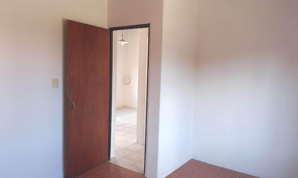Vende casa"Rodeo del Medio " 4