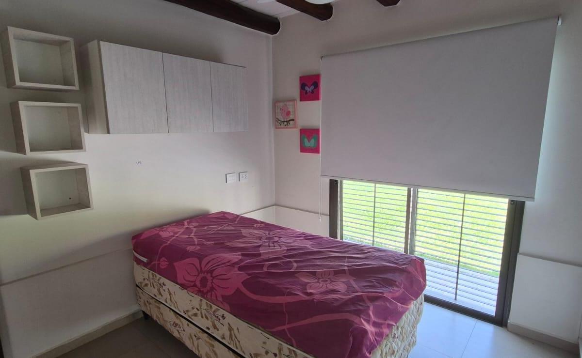 ¡Vende Casa + Quincho! 5