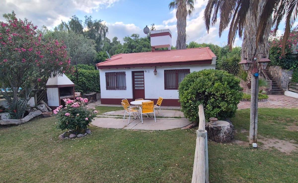 ¡Vende Complejo de Cabañas! El Challao. 2