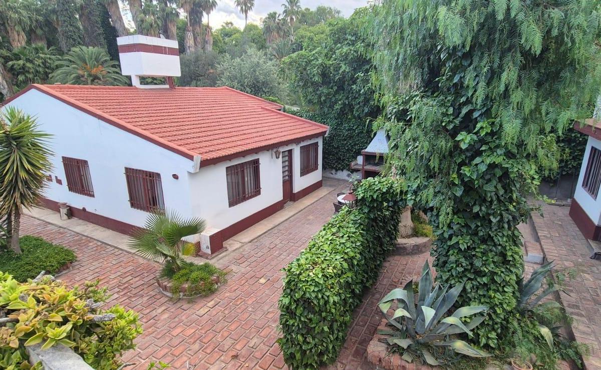¡Vende Complejo de Cabañas! El Challao. 4