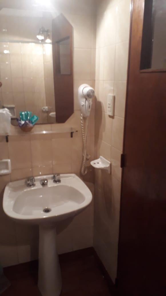 Foto de ¡¡¡VENDE HOTEL!!! Calle España Nº 1.433, Capital., imagen 3