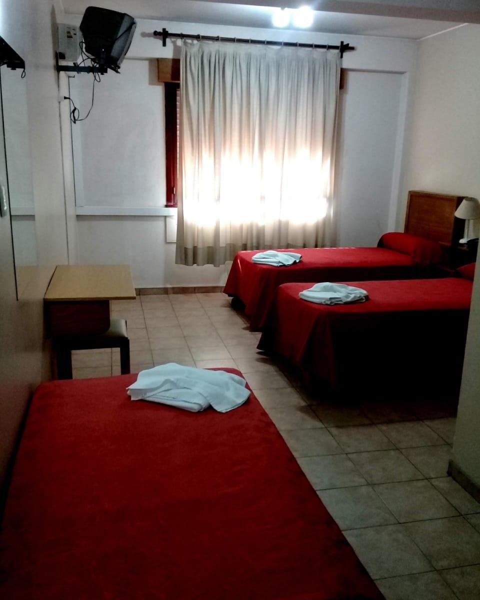 Foto de ¡¡¡VENDE HOTEL!!! Calle España Nº 1.433, Capital., imagen 5