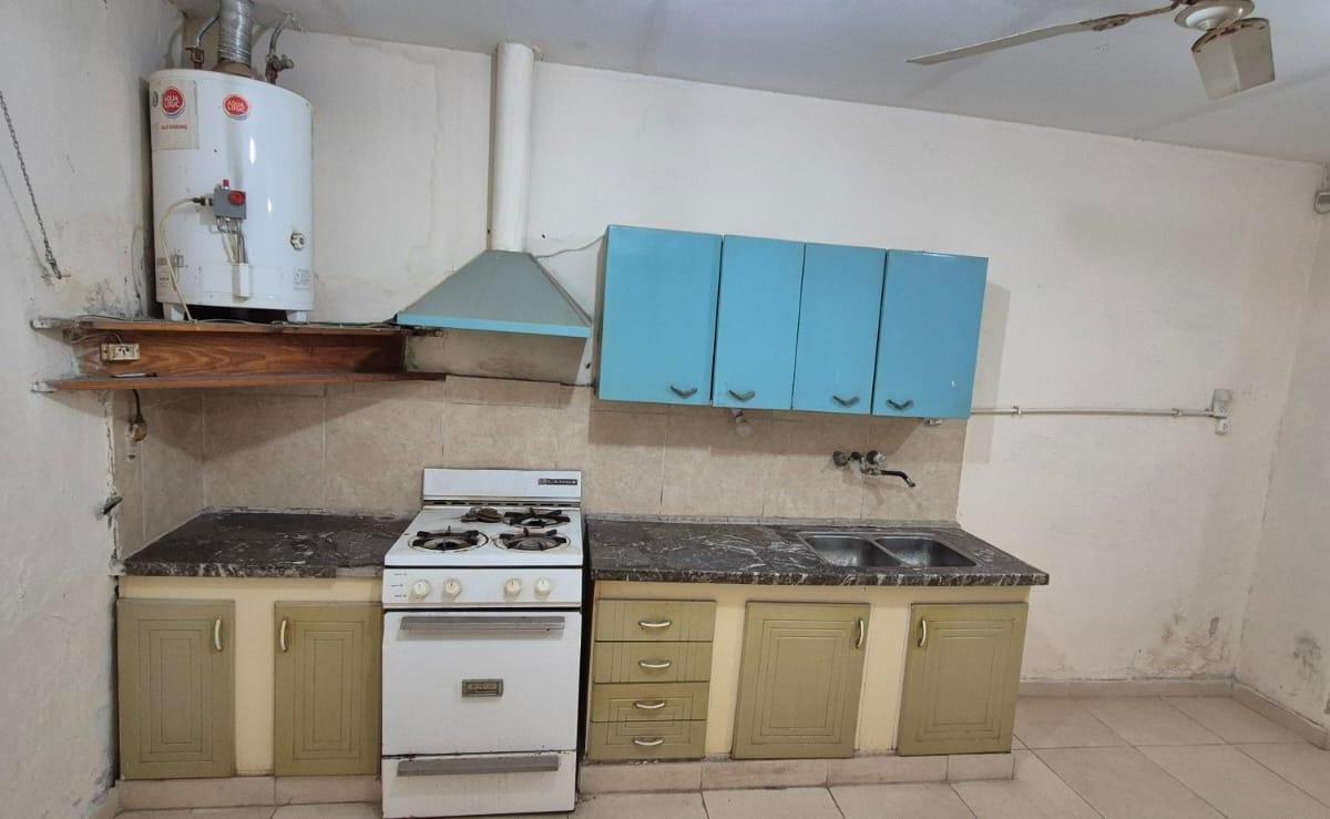 ¡Vende Salón Comercial + Depto! Rodeo de La Cruz 4