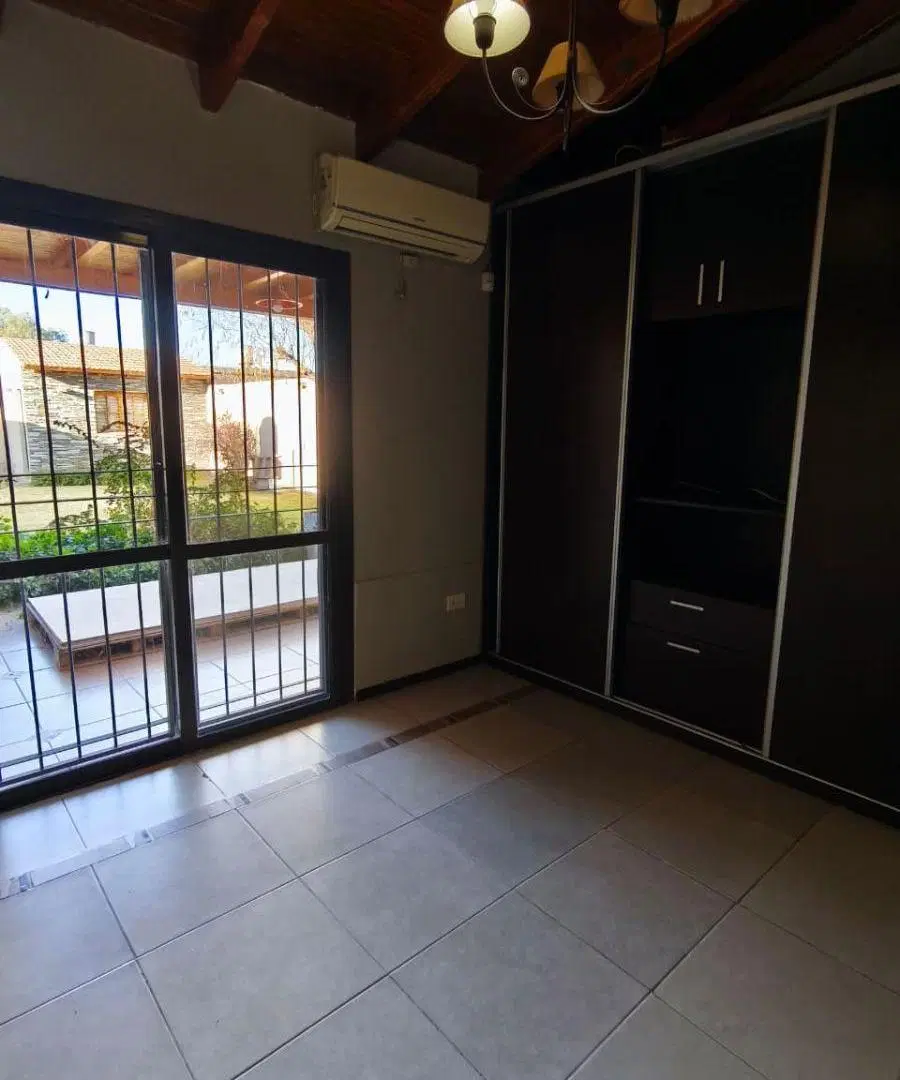 VENDE CASA!! BºJardín Colonia II, Guaymallén. 2