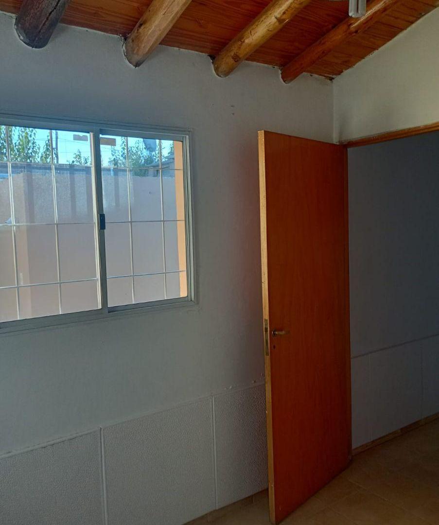Foto de VENDE CASA + DEPTO!! Cadetes Argentinos, Km11., imagen 4