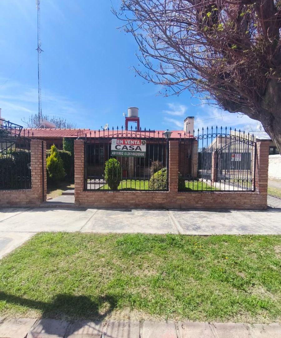 Foto de VENDE CASA!! Las Violetas, Lavalle., imagen 1
