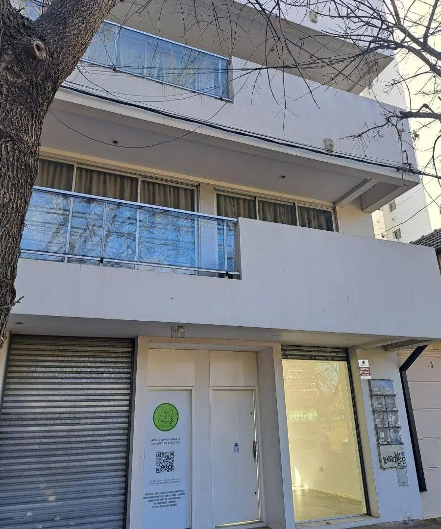 Local comercial en alquiler 12 e/ 39 y 40 8