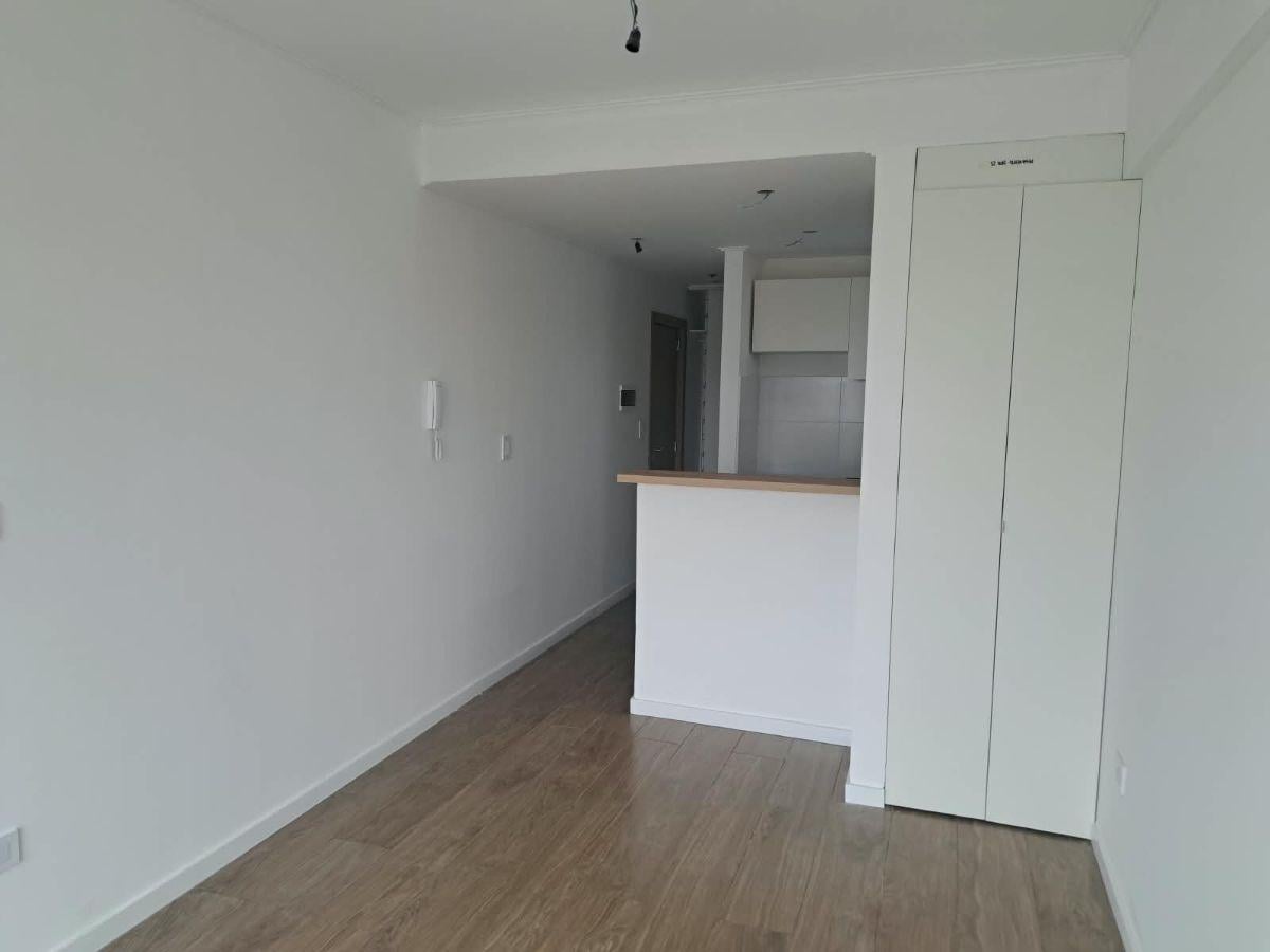 Foto de MONOAMBIENTE EN VENTA - 41 16 Y 17, imagen 3