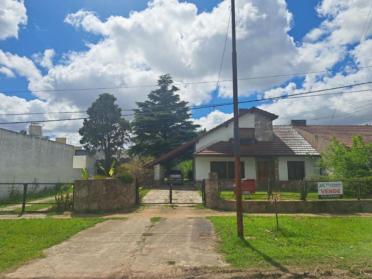 Foto de Casa en Venta | 135 e/ 49 y 50 | San Carlos - La Plata, imagen 1