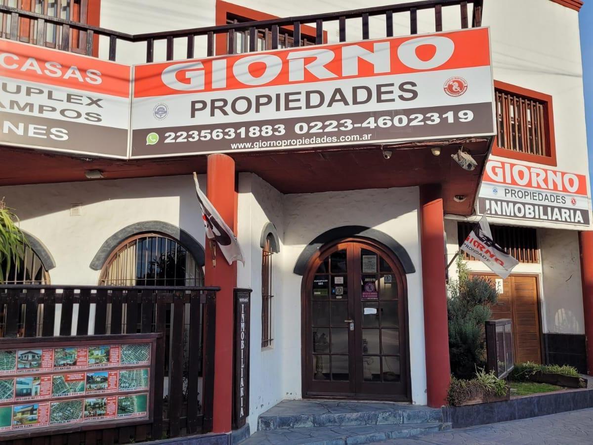 Chalet en Santa Clara del Mar. Calle Monte Hermoso 3