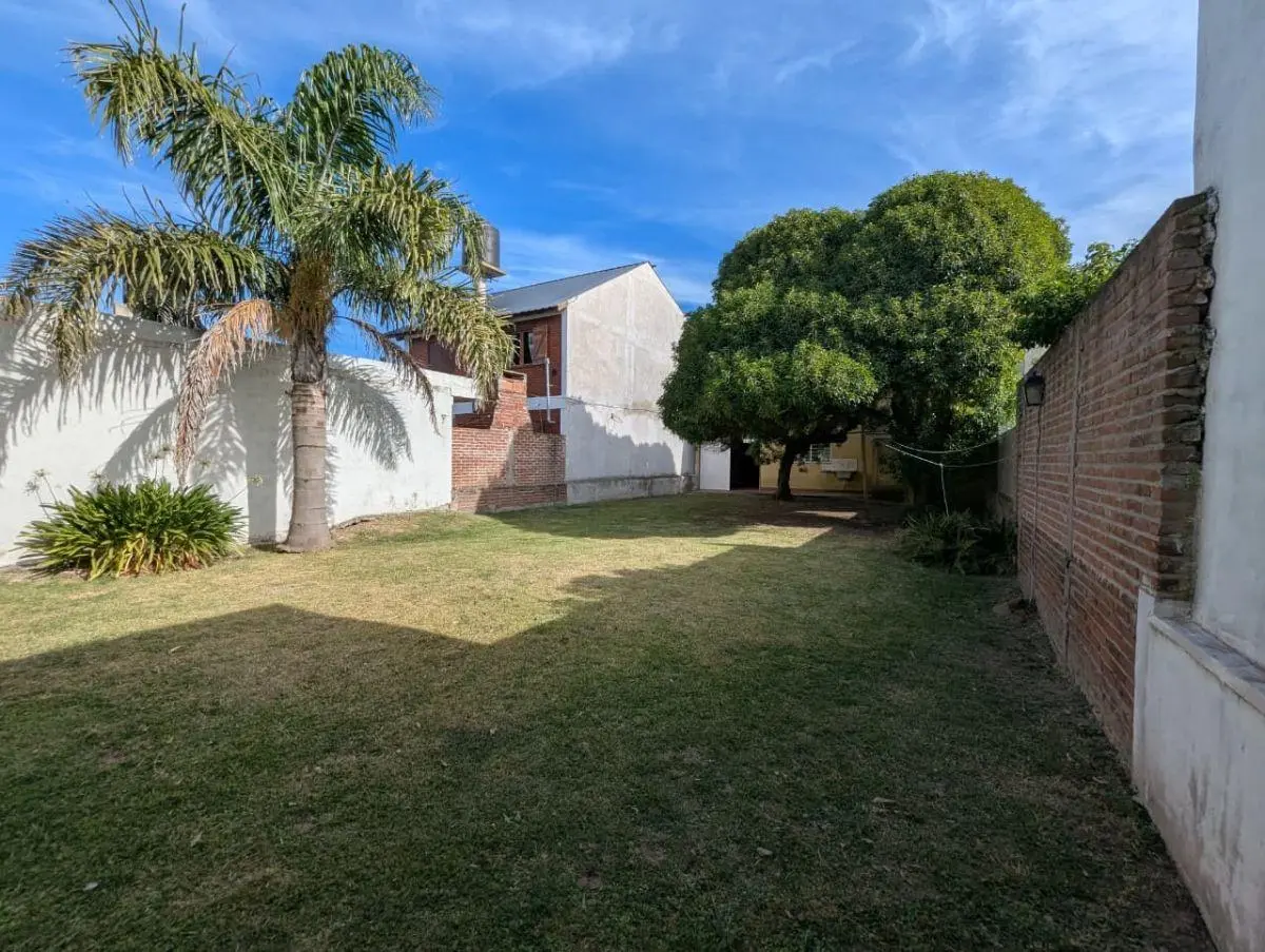 Chalet en Santa Clara del Mar. Calle Santos 147 3